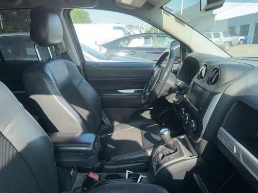 Black Clearcoat 2014 Jeep Compass Latitude