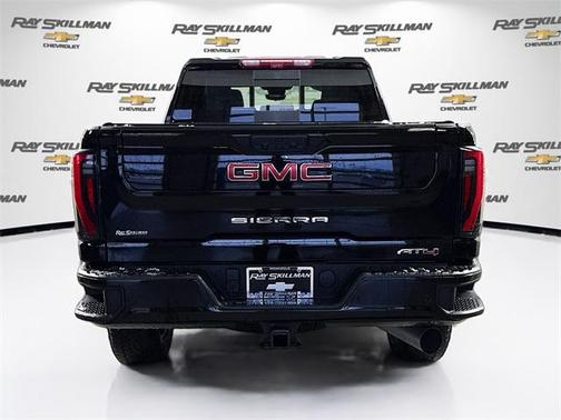 2024 GMC Sierra 2500 AT4