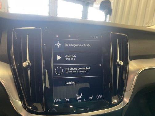 2020 Volvo S60 T6 Momentum