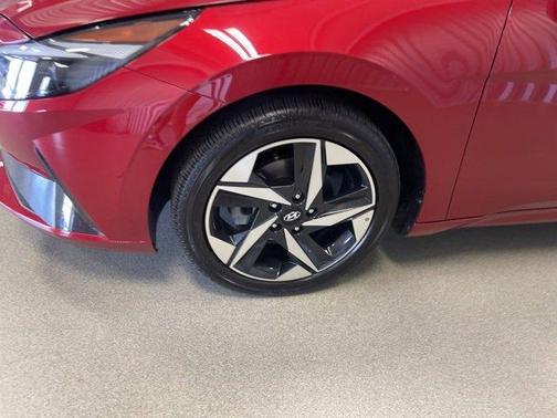 2023 Hyundai ELANTRA HEV Limited
