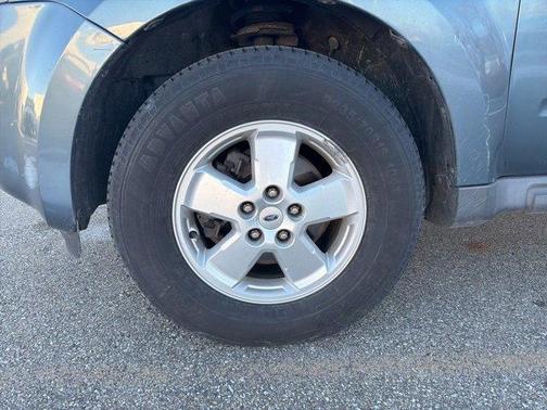 2010 Ford Escape XLS