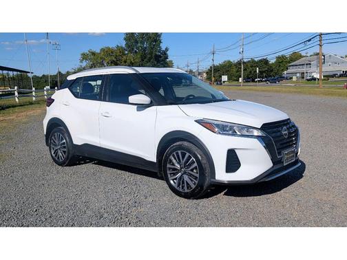 2023 Nissan Kicks SV