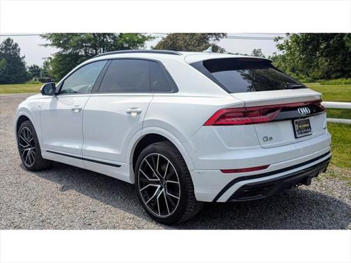2021 Audi Q8 55 Progressiv
