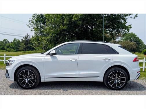 2021 Audi Q8 55 Progressiv