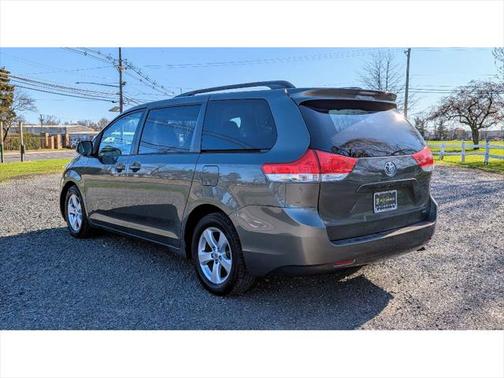 2014 Toyota Sienna LE