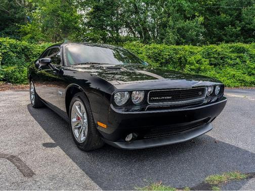 Black Clearcoat 2014 Dodge Challenger R/T