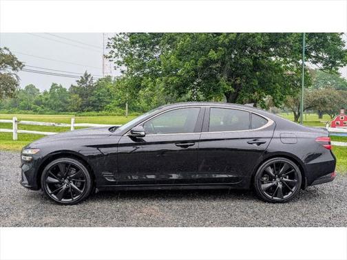 2023 Genesis G70 2.0T AWD