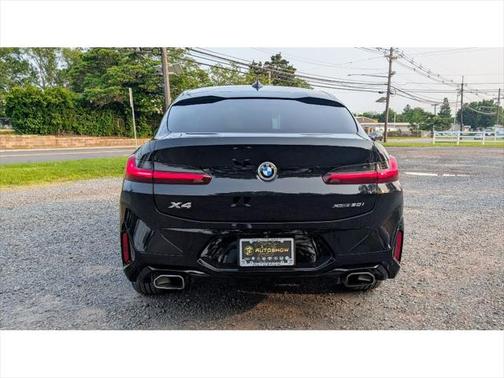 2022 BMW X4 xDrive30i