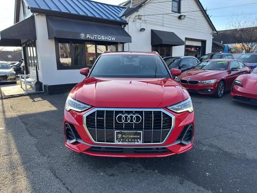 2023 Audi Q3 Premium 45 TFSI S line quattro Tiptronic