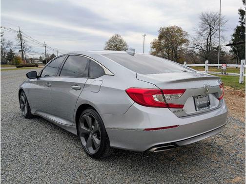 2018 Honda Accord Touring 2.0T