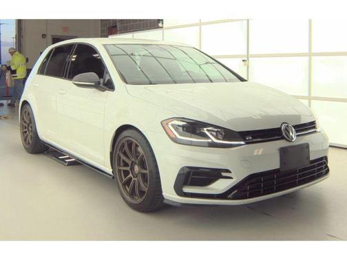 2019 Volkswagen Golf R 2.0T DSG