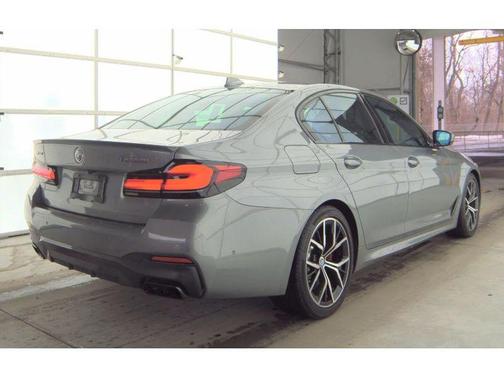 2023 BMW M550 i Xdrive