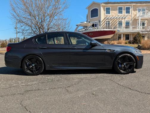 2016 BMW M5 Base