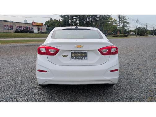2017 Chevrolet Cruze LS