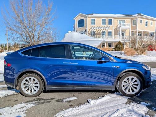 2020 Tesla Model X Long Range Plus Dual Motor All-Wheel Drive