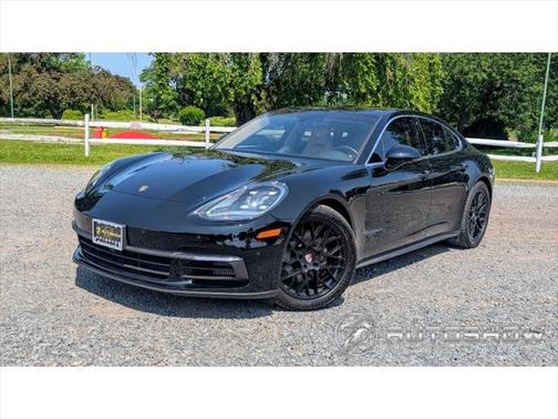 2018 Porsche Panamera 4S