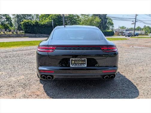 2018 Porsche Panamera 4S