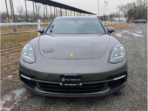 2018 Porsche Panamera 4S