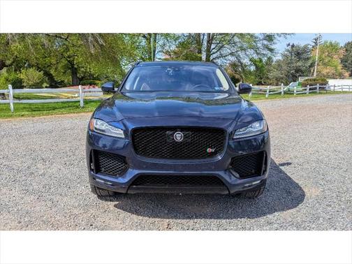 2018 Jaguar F-PACE S