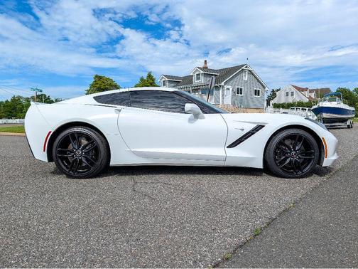 Arctic White 2014 Chevrolet Corvette Stingray Z51