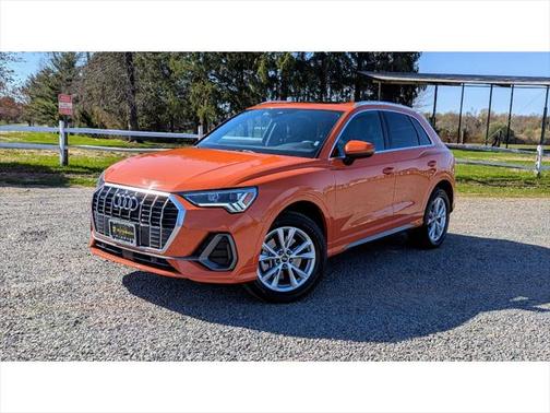 2023 Audi Q3 Premium 45 TFSI S line quattro Tiptronic