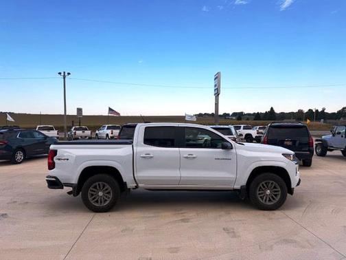 2023 Chevrolet Colorado LT