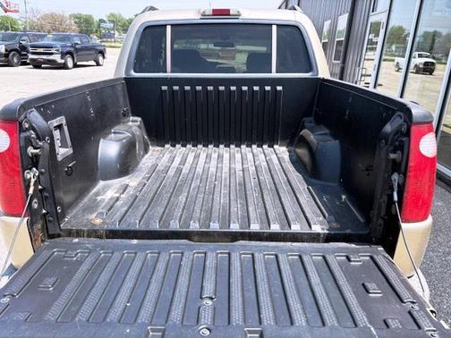 2001 Ford Explorer Sport Trac Base