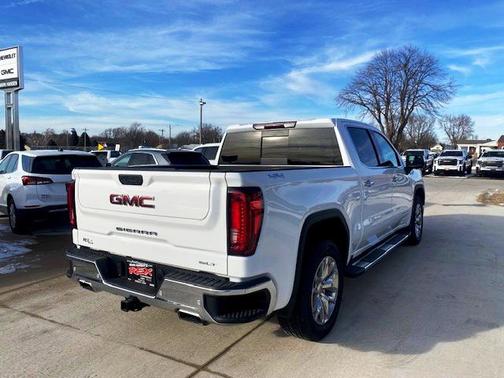 2020 GMC Sierra 1500 SLT