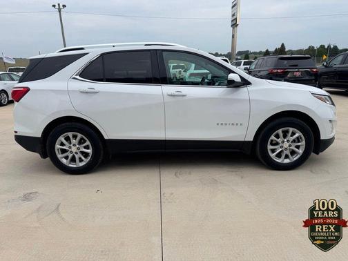 Summit White 2018 Chevrolet Equinox LT