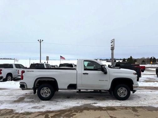 2025 Chevrolet Silverado 2500 WT