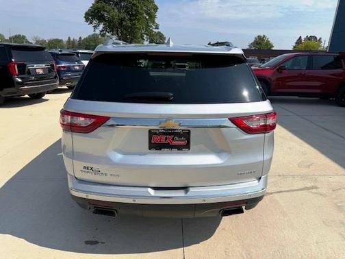 2021 Chevrolet Traverse Premier
