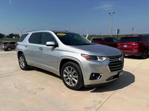 2021 Chevrolet Traverse Premier