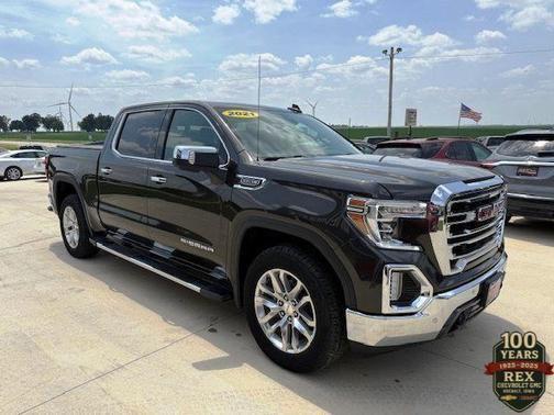 2021 GMC Sierra 1500 SLT