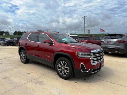 2023 GMC Acadia AWD SLT
