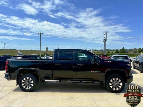 2024 Chevrolet Silverado 2500 Custom