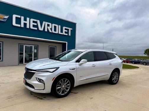 2022 Buick Enclave AWD Avenir