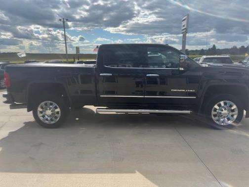 2019 GMC Sierra 2500 Denali