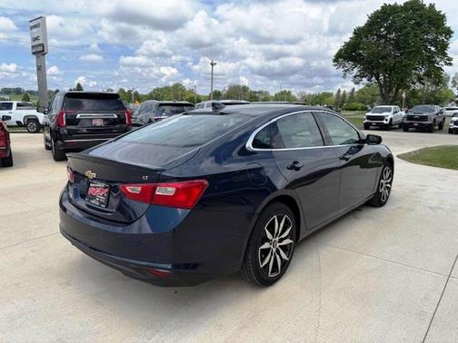 2017 Chevrolet Malibu 1LT