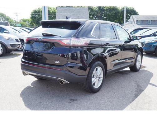 White Platinum Metallic Tri-Coat 2017 Ford Edge SEL