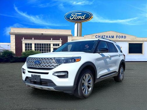 Star White 2022 Ford Explorer Limited