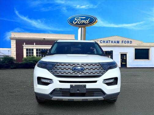 Star White 2022 Ford Explorer Limited