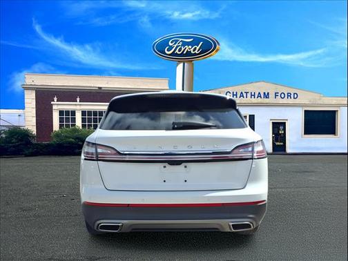 2022 Lincoln Nautilus Standard