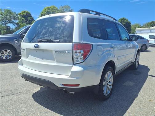 2011 Subaru Forester 2.5 X Limited