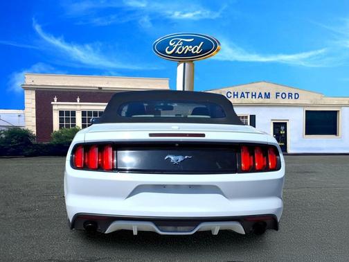 White 2017 Ford Mustang EcoBoost Premium