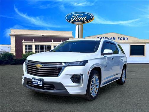 White 2022 Chevrolet Traverse High Country