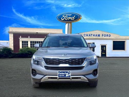 Gray 2021 Kia Seltos EX