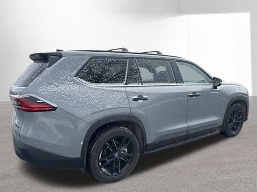 2025 Toyota Grand Highlander Hybrid Nightshade Edition