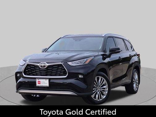 Midnight Black Metallic 2026 Toyota Highlander Platinum