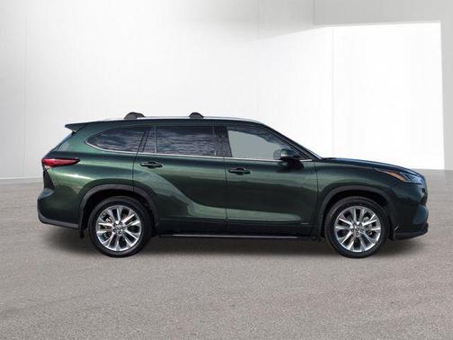 2023 Toyota Highlander Hybrid Limited