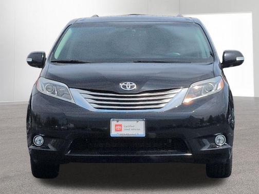 Midnight Black Metallic 2017 Toyota Sienna Limited Premium
